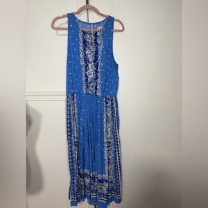 LOFT Blue Midi Dress with White Floral Accents and sexy back size L